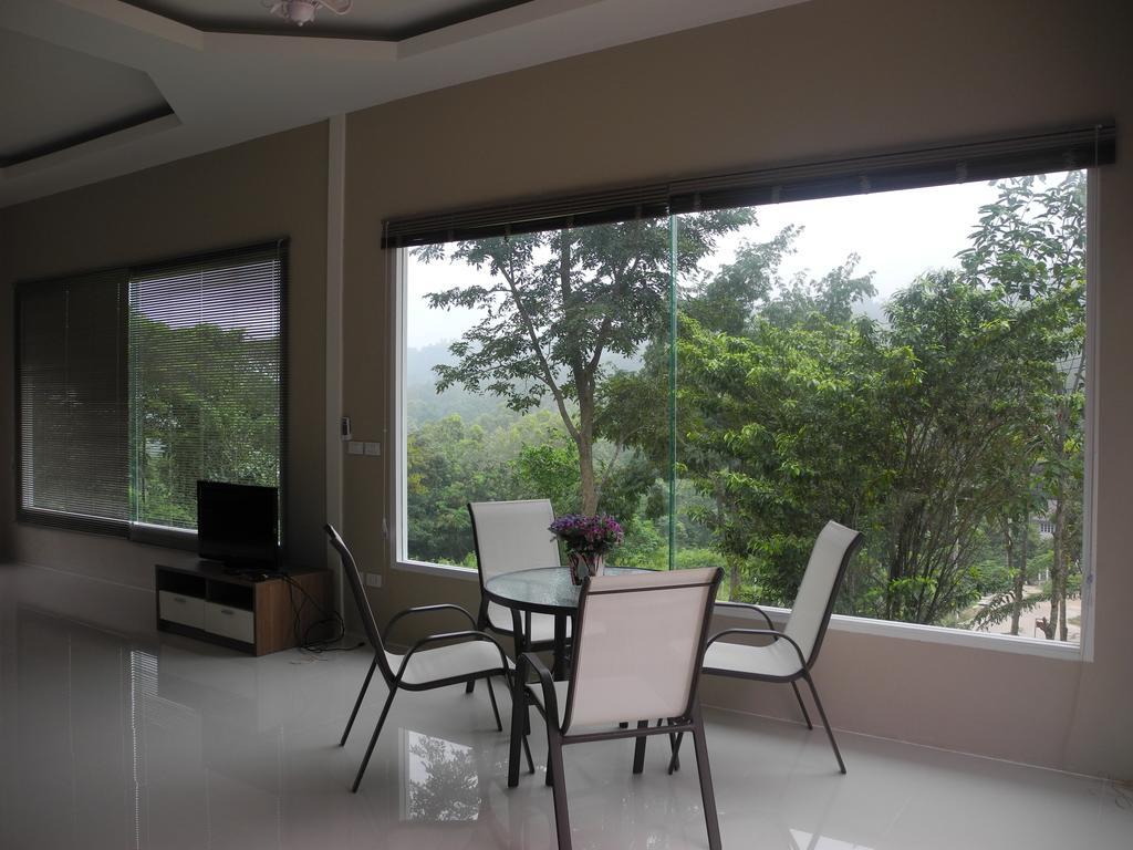 Wind Hills Hotel Nakhonratchasima Room photo